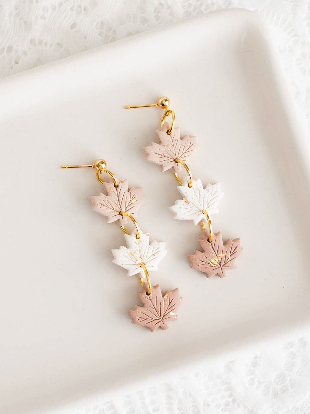 Maple Leaf Trio in Neutral