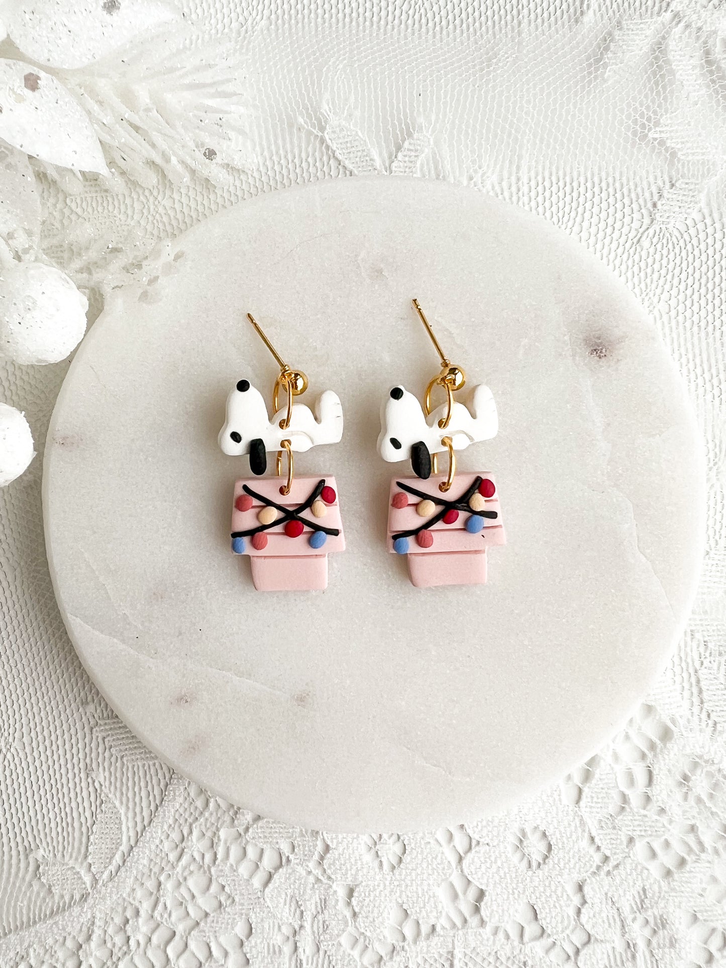 Pinkmas Snoopy Dangles