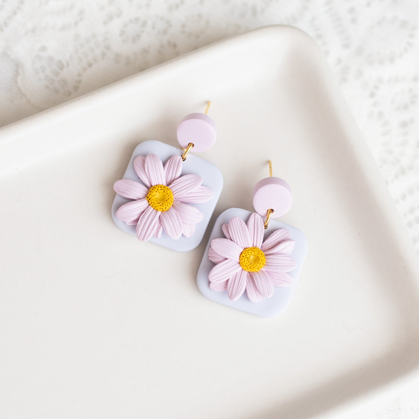 Daisies in Lilac