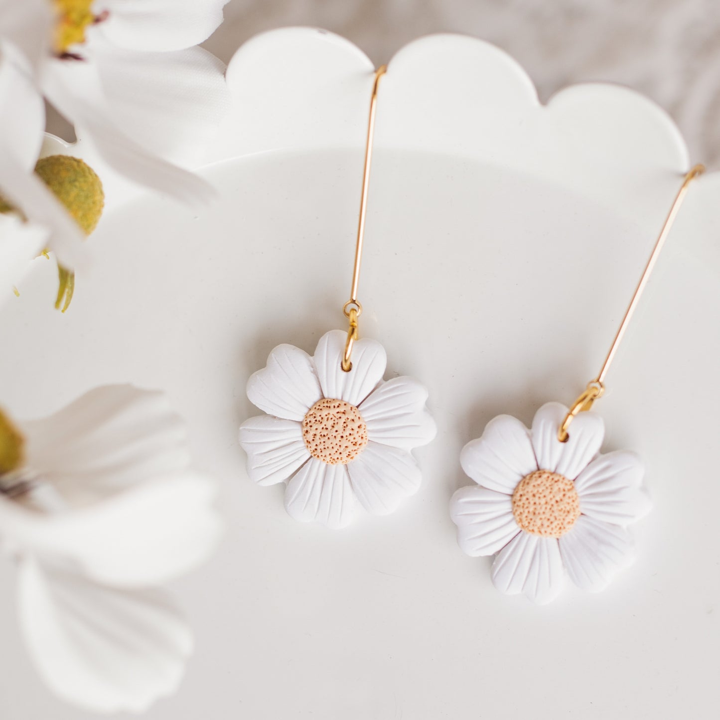 Minimalist Daisy Dangles