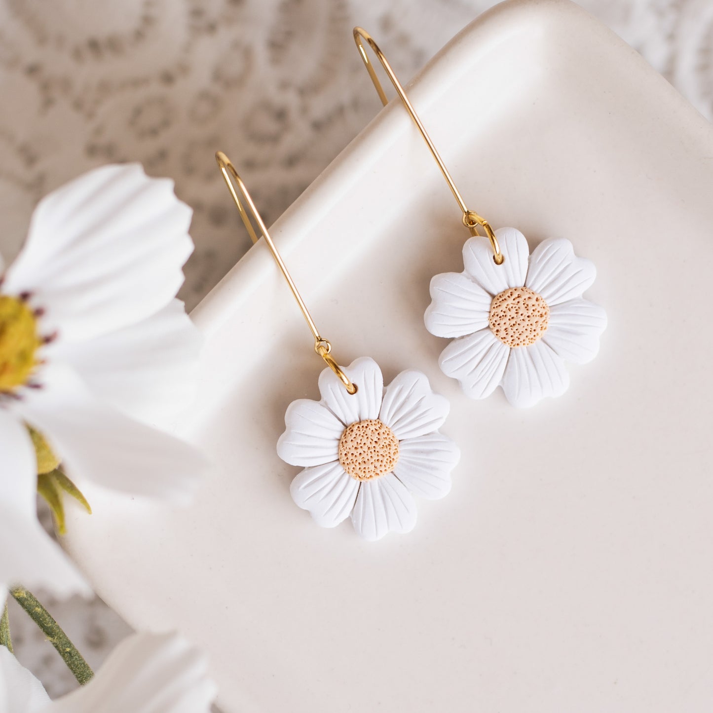 Minimalist Daisy Dangles