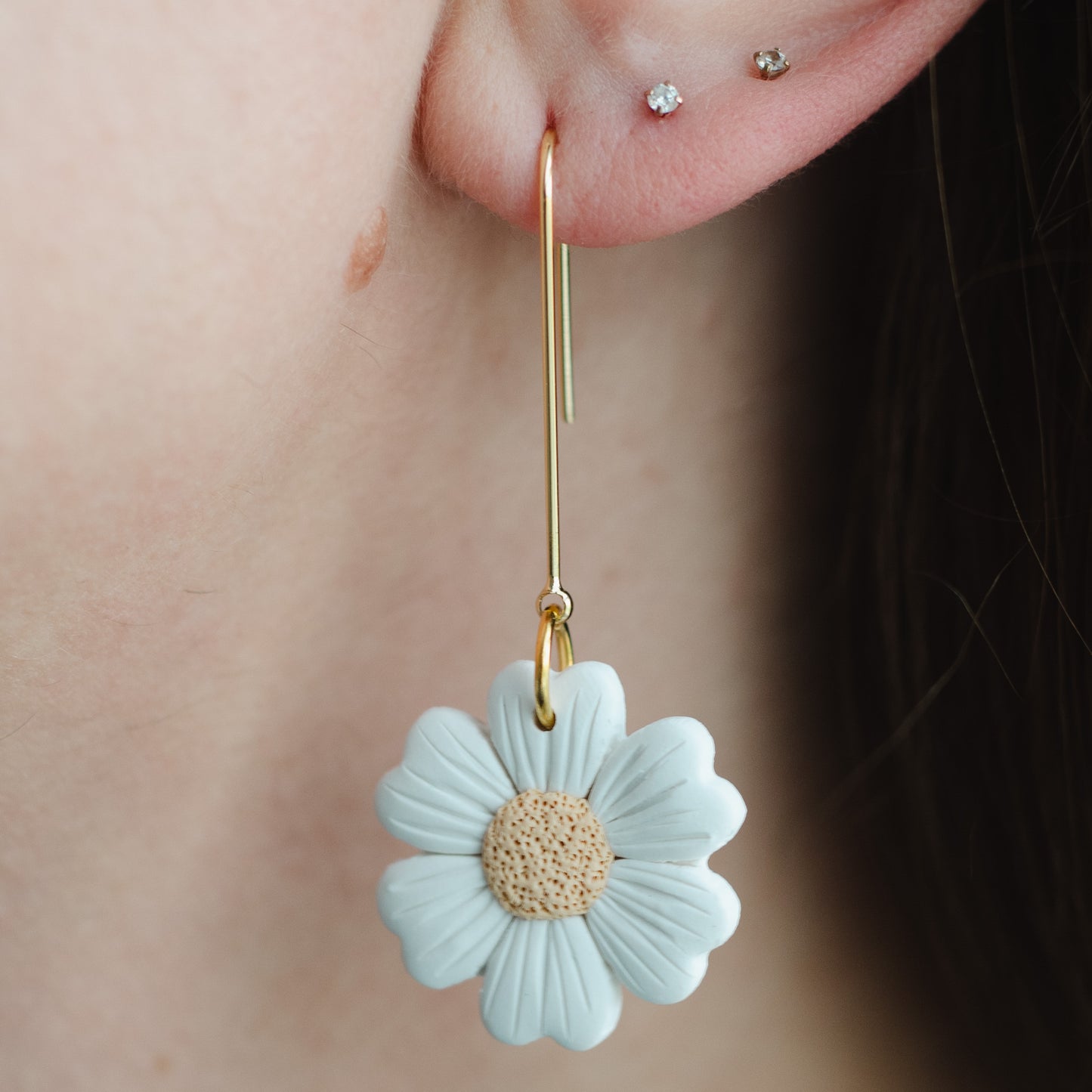 Minimalist Daisy Dangles