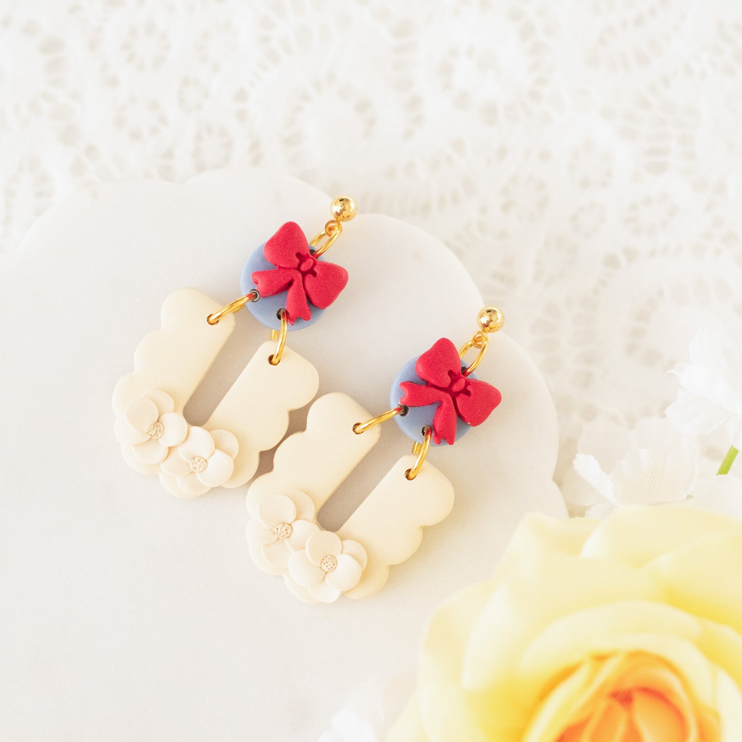 SNOW WHITE