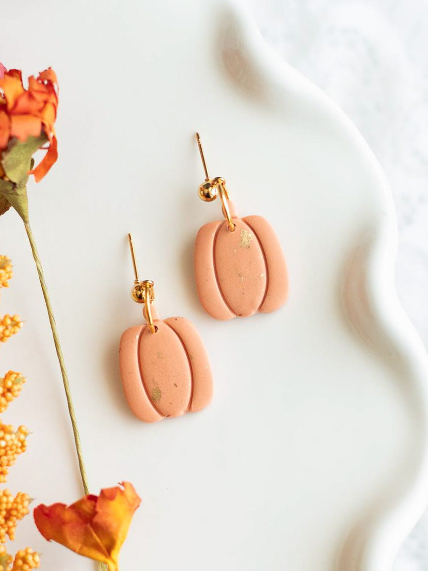 Minimalist Pumpkins in Orange